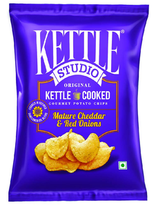 Kettle Studio Mature Cheddar  Red Onion Chips 125Gm