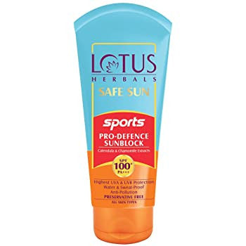 Lotus Herbals Safe sun Sports Pro-Defence Sunblock spf 100 pa+++ 80ml